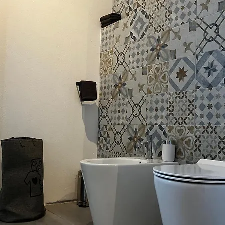 Cascina Giantino Cantina - G A Y - M E N - O N L Y (adults Only) Couette-café 4*